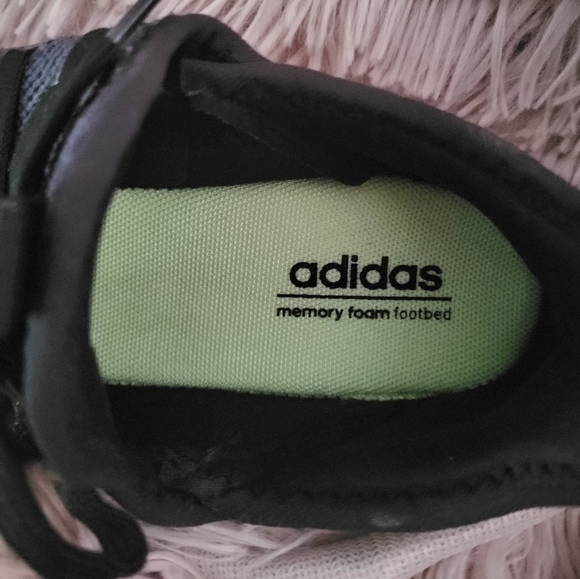 Adidas Cloudfoam tennis shoes - Picture 5 of 5